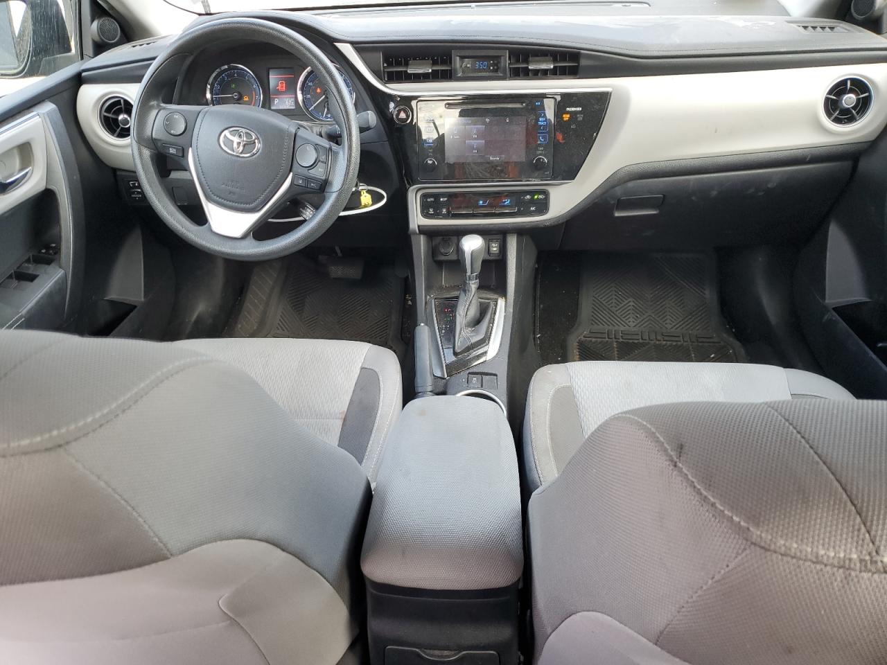 2017 Toyota Corolla - Image 8