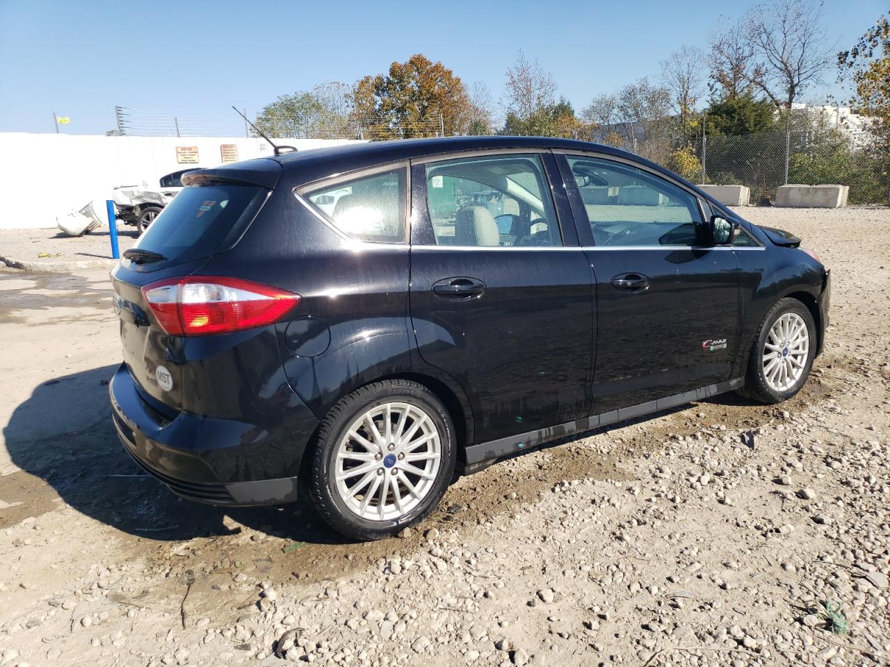 VIN 1FADP5CU7GL115850 2016 FORD CMAX no.3