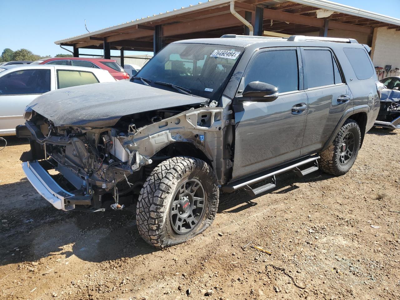 2024 Toyota 4Runner Sr5/Sr5 Premium VIN: JTENU5JR8R6260737 Lot: 76492464