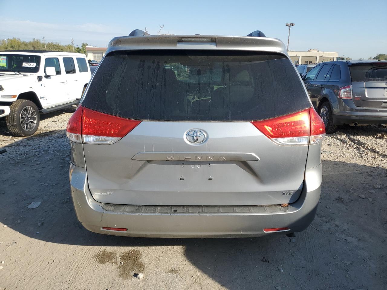 2012 Toyota Sienna Xle VIN: 5TDYK3DCXCS199210 Lot: 74323704