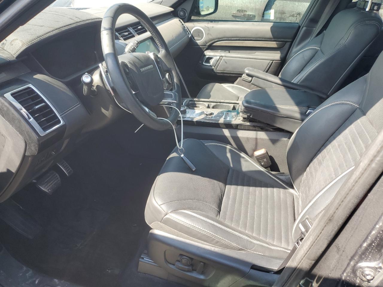 2019 Land Rover Discovery - Image 7