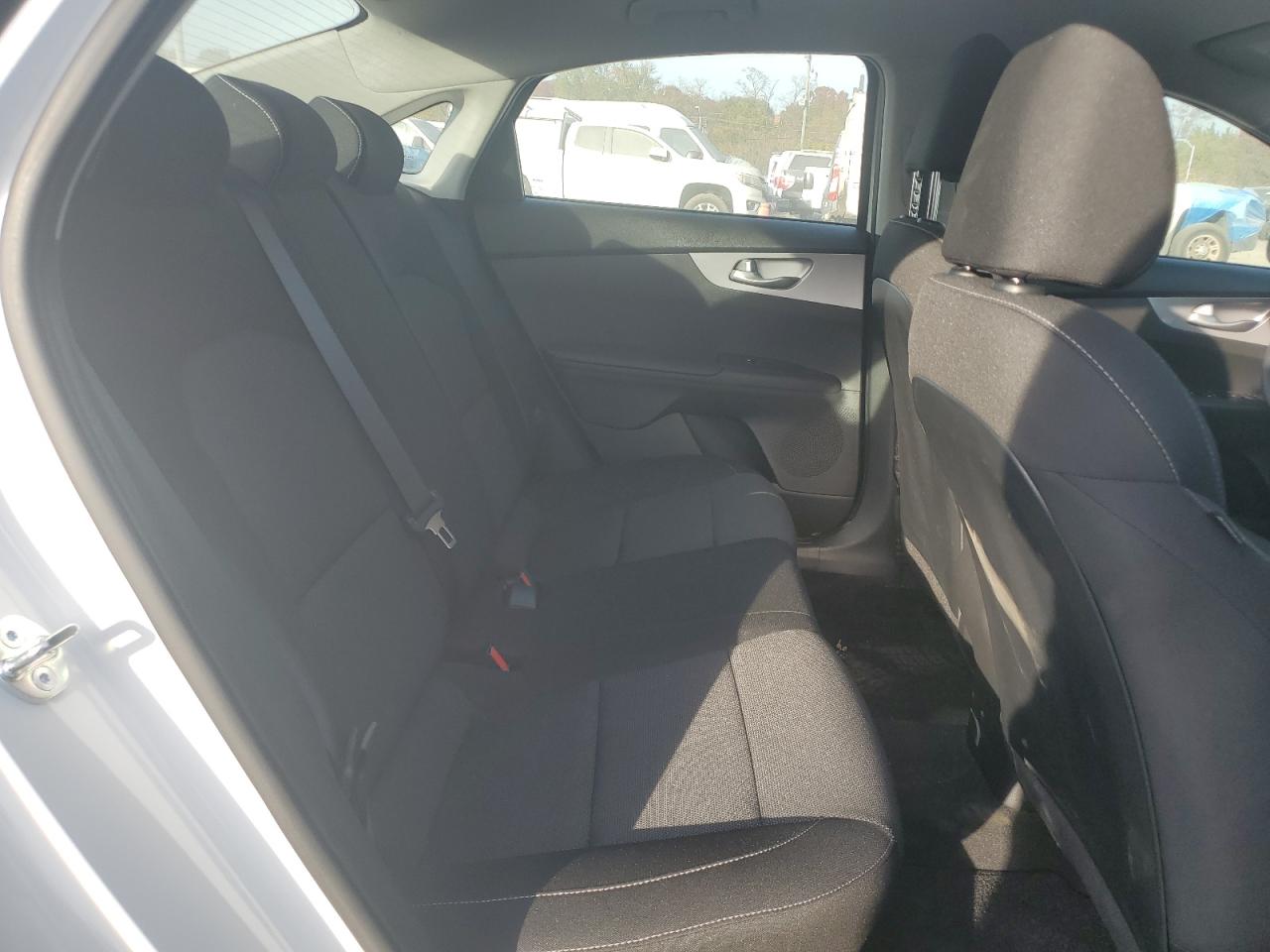 2023 Kia Forte - Image 10