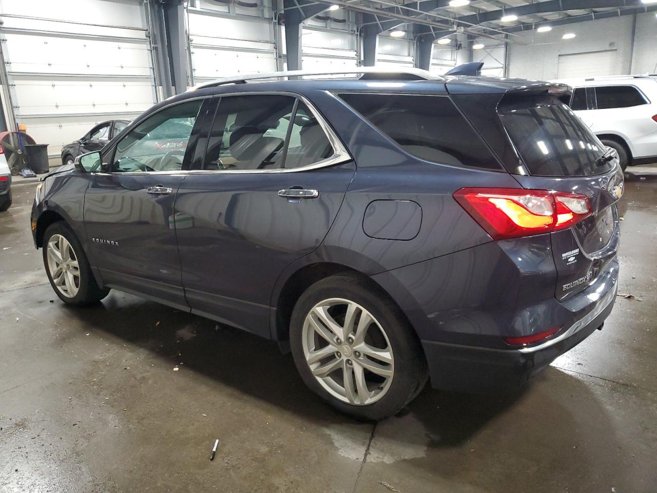 2018 Chevrolet Equinox - Image 2