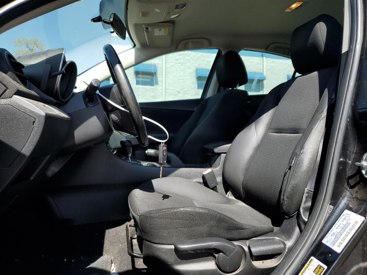 2012 Mazda 3 - Image 7
