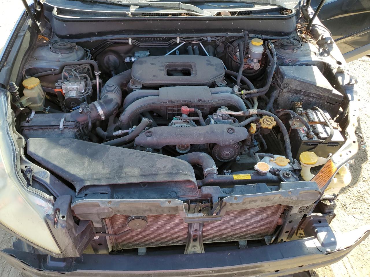 2012 Subaru Outback - Image 12