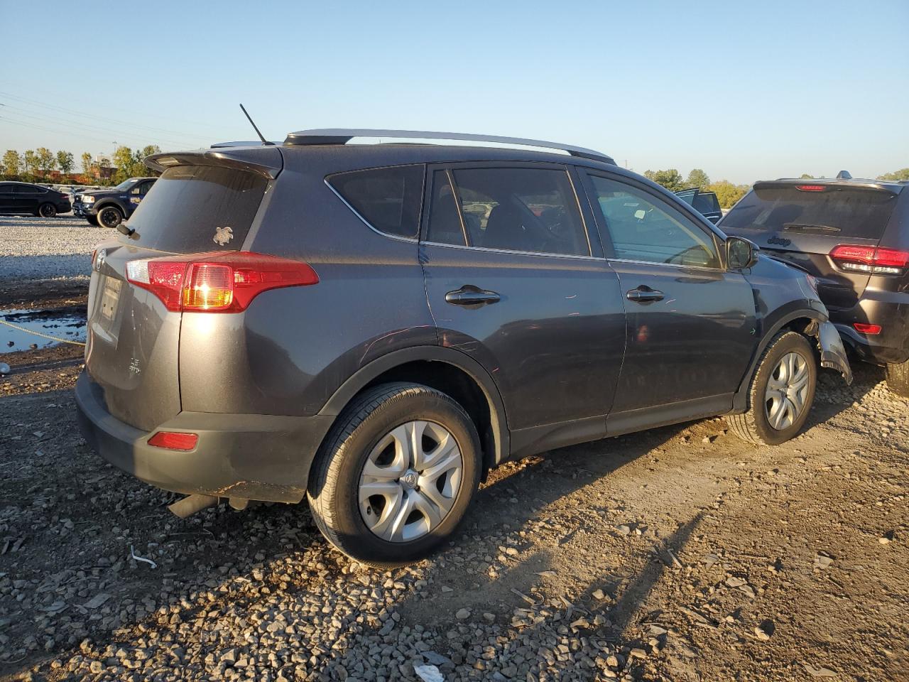 2015 Toyota RAV 4 - Image 3