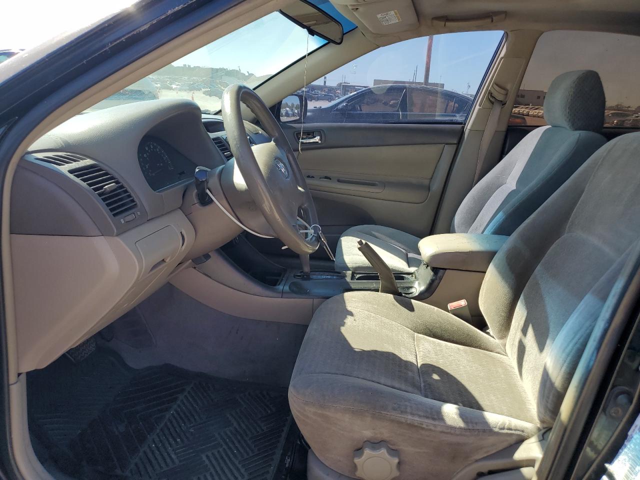 2003 Toyota Camry Le VIN: 4T1BE32K43U152740 Lot: 76564074