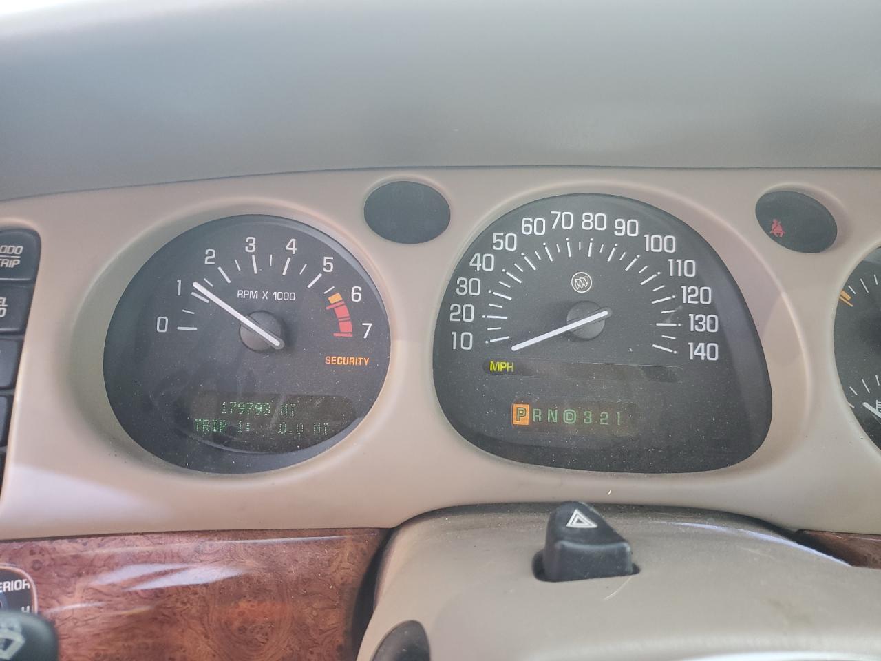 2001 Buick LeSabre - Image 9