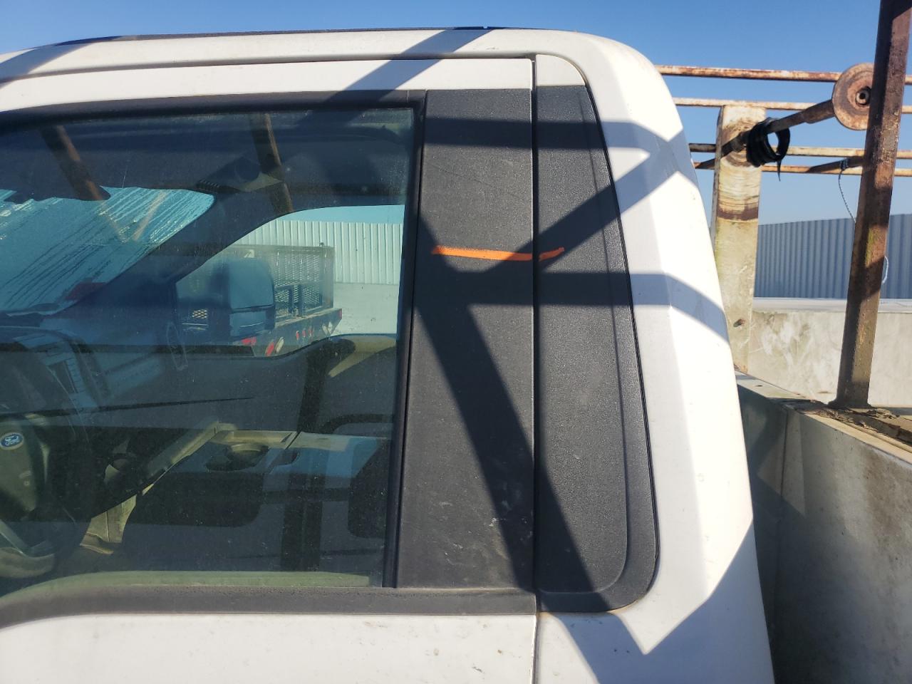 2017 Ford F450 - Image 12