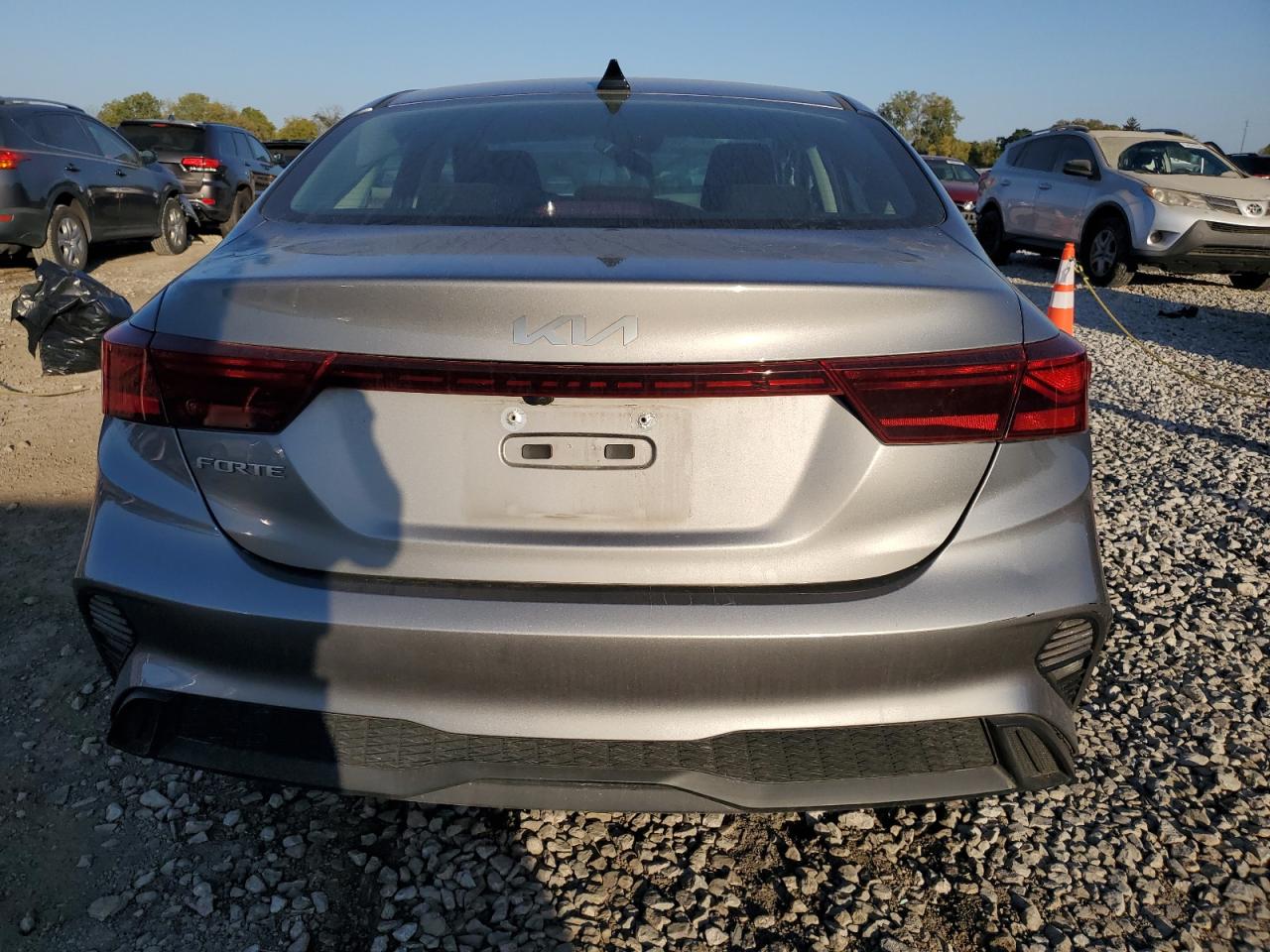 2023 Kia Forte - Image 6