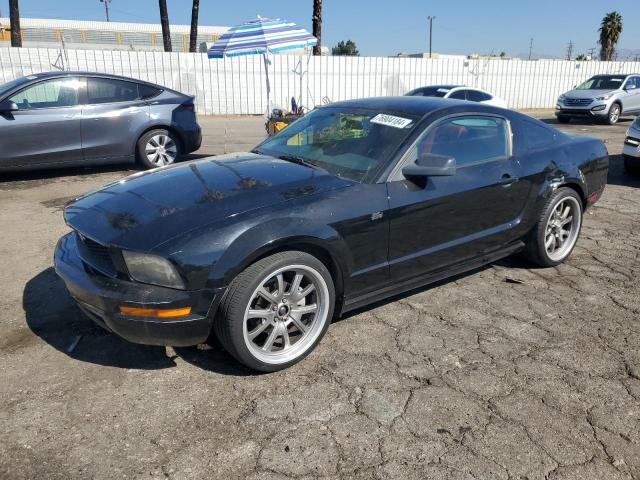 2005 Ford Mustang 