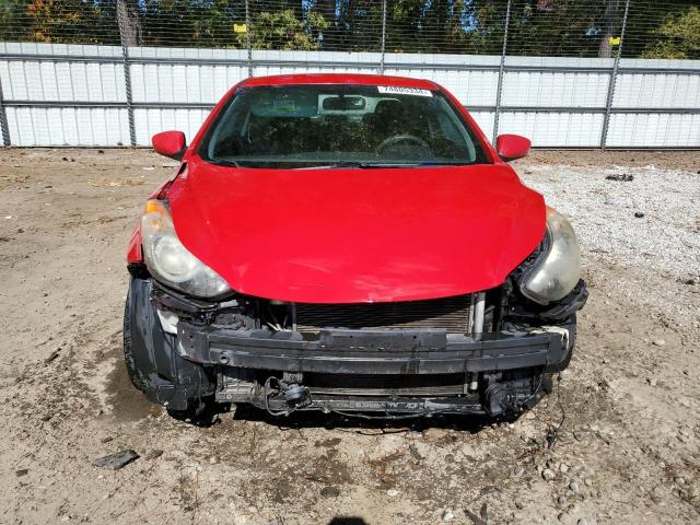  HYUNDAI ELANTRA 2013 Красный
