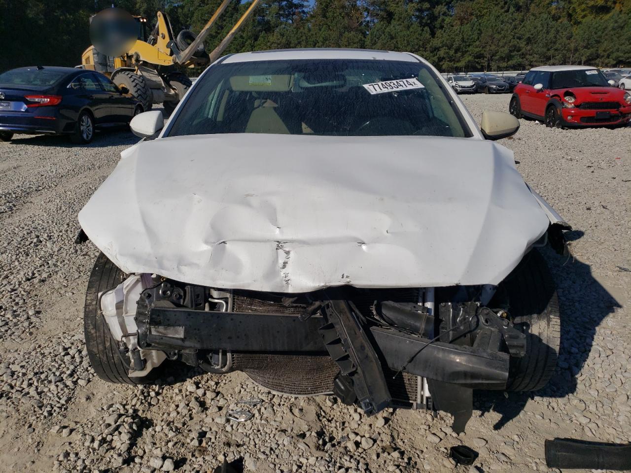 2018 Hyundai Elantra - Image 5