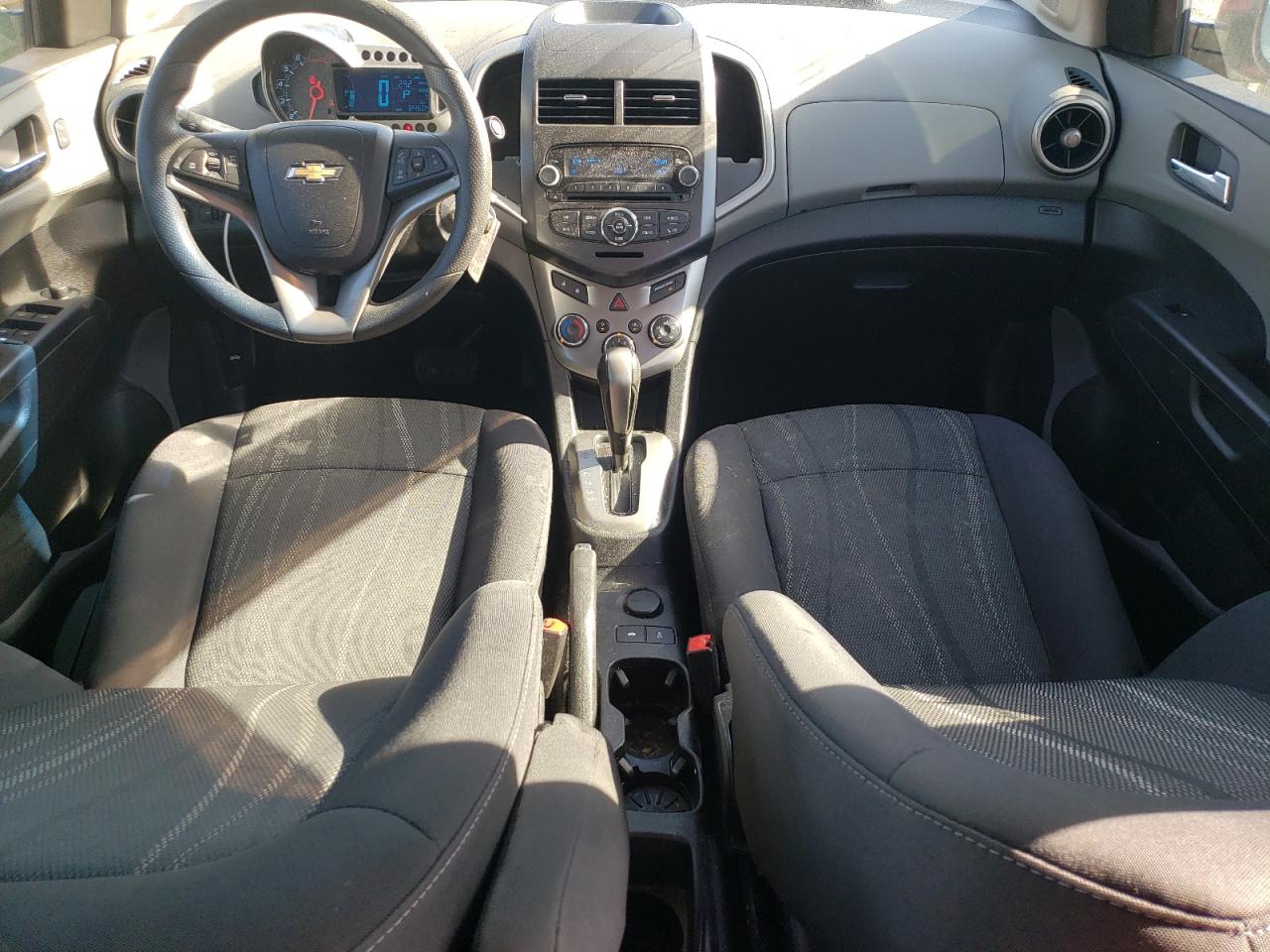 2014 Chevrolet Sonic - Image 8