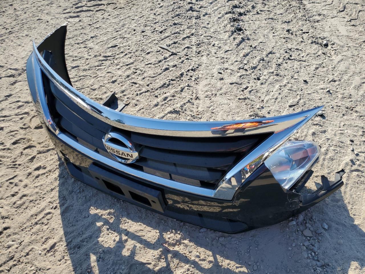 2015 Nissan Altima - Image 12