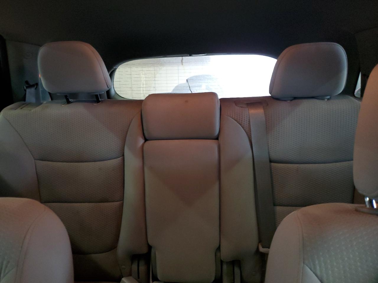 2011 Kia Sorento - Image 10
