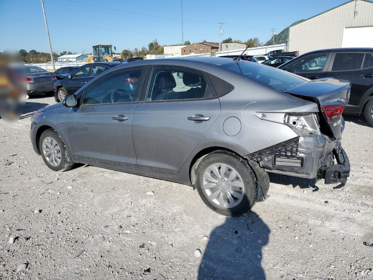 2022 Hyundai Accent - Image 2