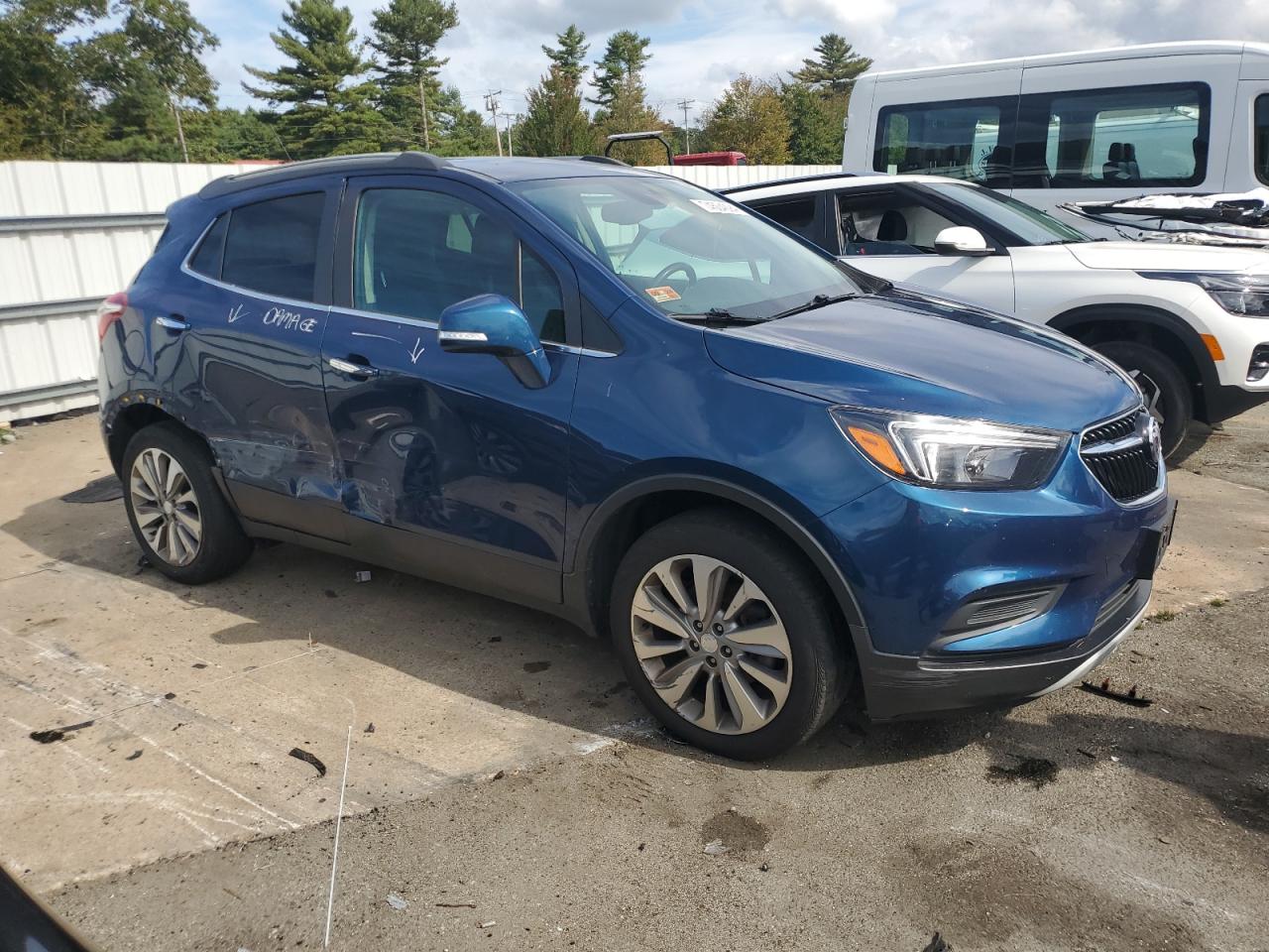 2019 Buick Encore - Image 4