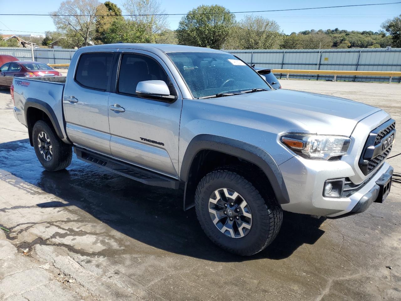 2017 Toyota Tacoma - Image 4