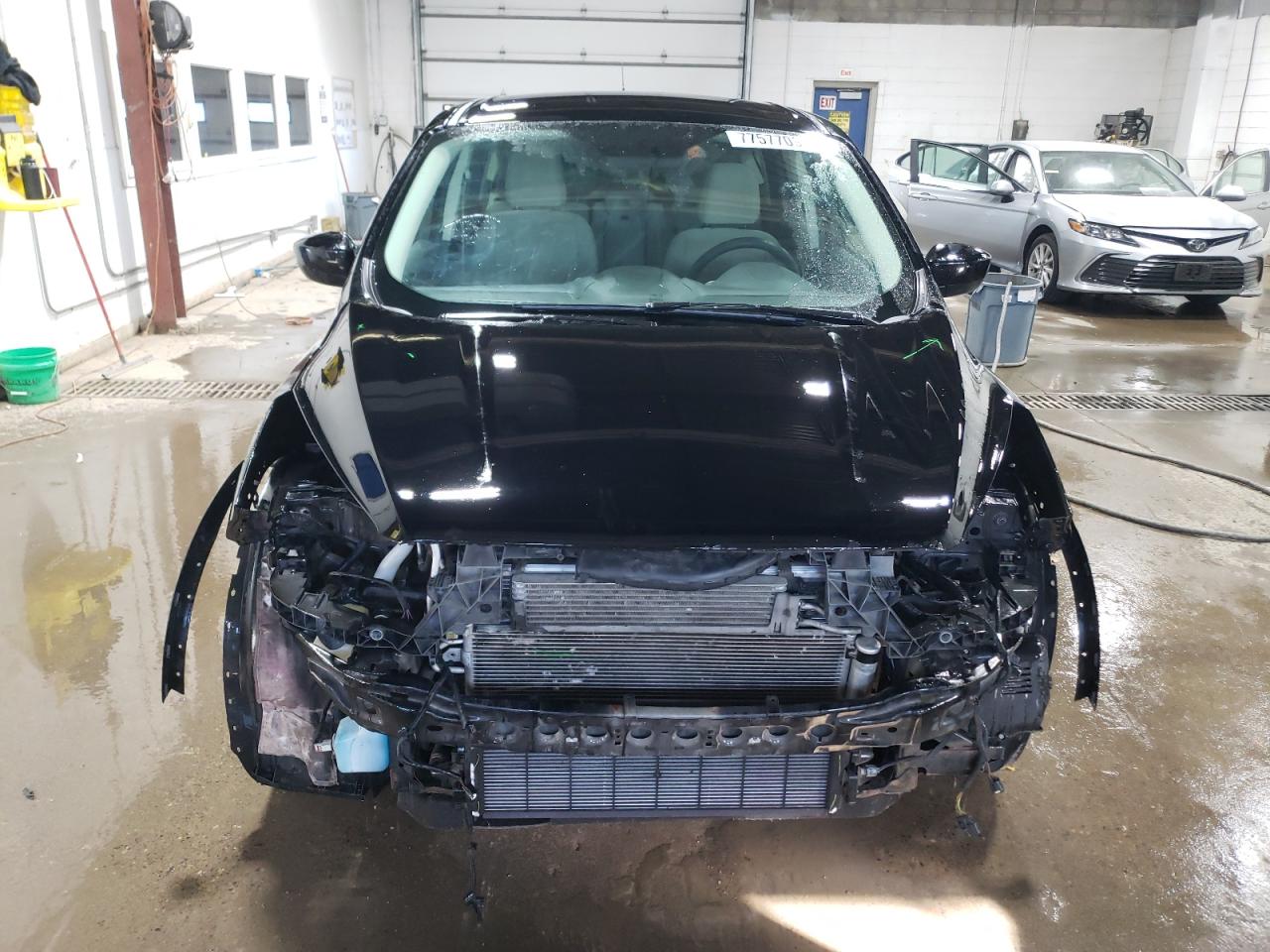 VIN 1FMCU9GD9HUB60747 2017 FORD ESCAPE no.5