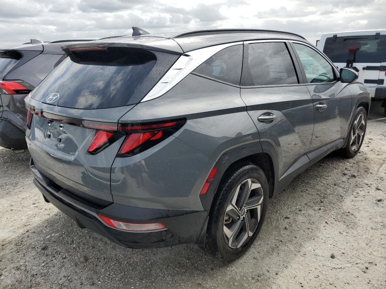 2024 Hyundai Tucson - Image 3