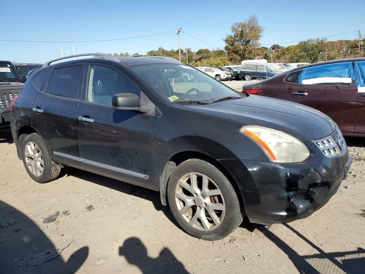 2011 Nissan Rogue - Image 4