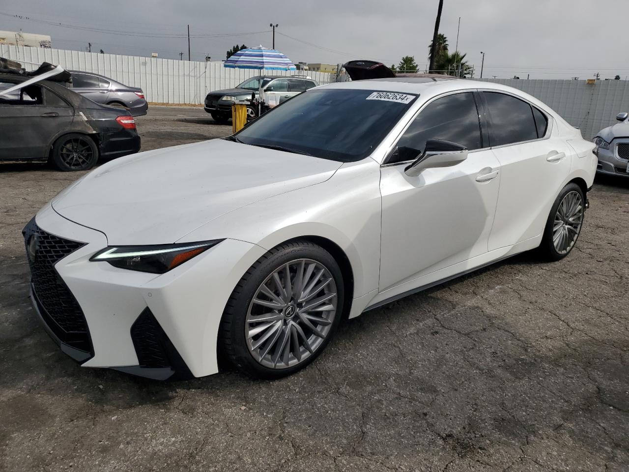 Lexus IS