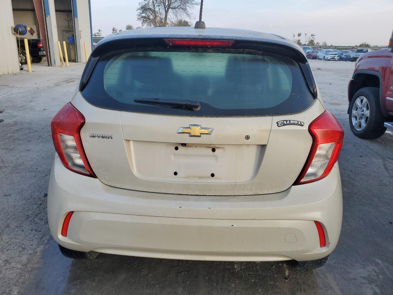 2017 Chevrolet Spark Ls VIN: KL8CB6SA4HC743585 Lot: 78064054