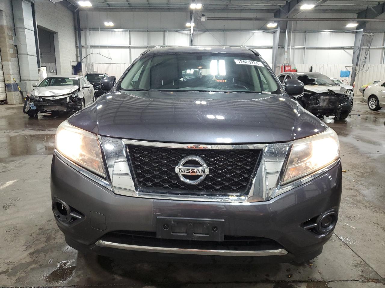 2014 Nissan Pathfinder - Image 5