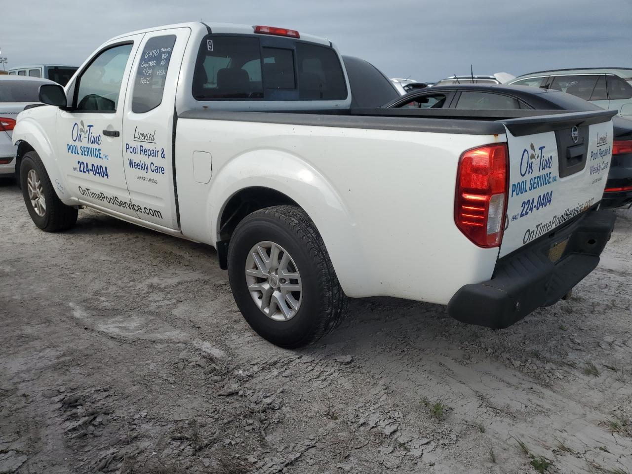 2014 Nissan Navara (Frontier) - Image 2