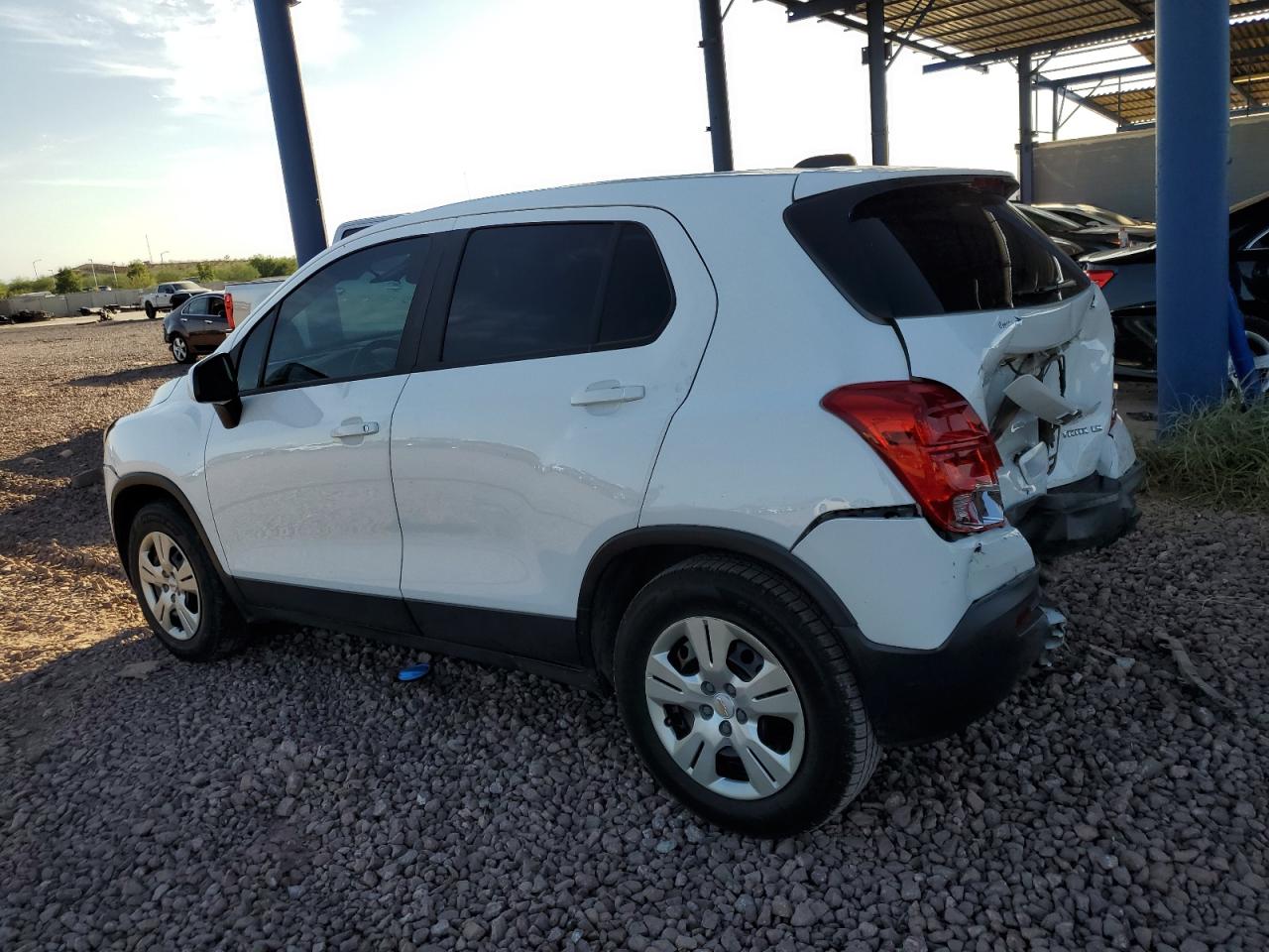 2015 Chevrolet Trax - Image 2