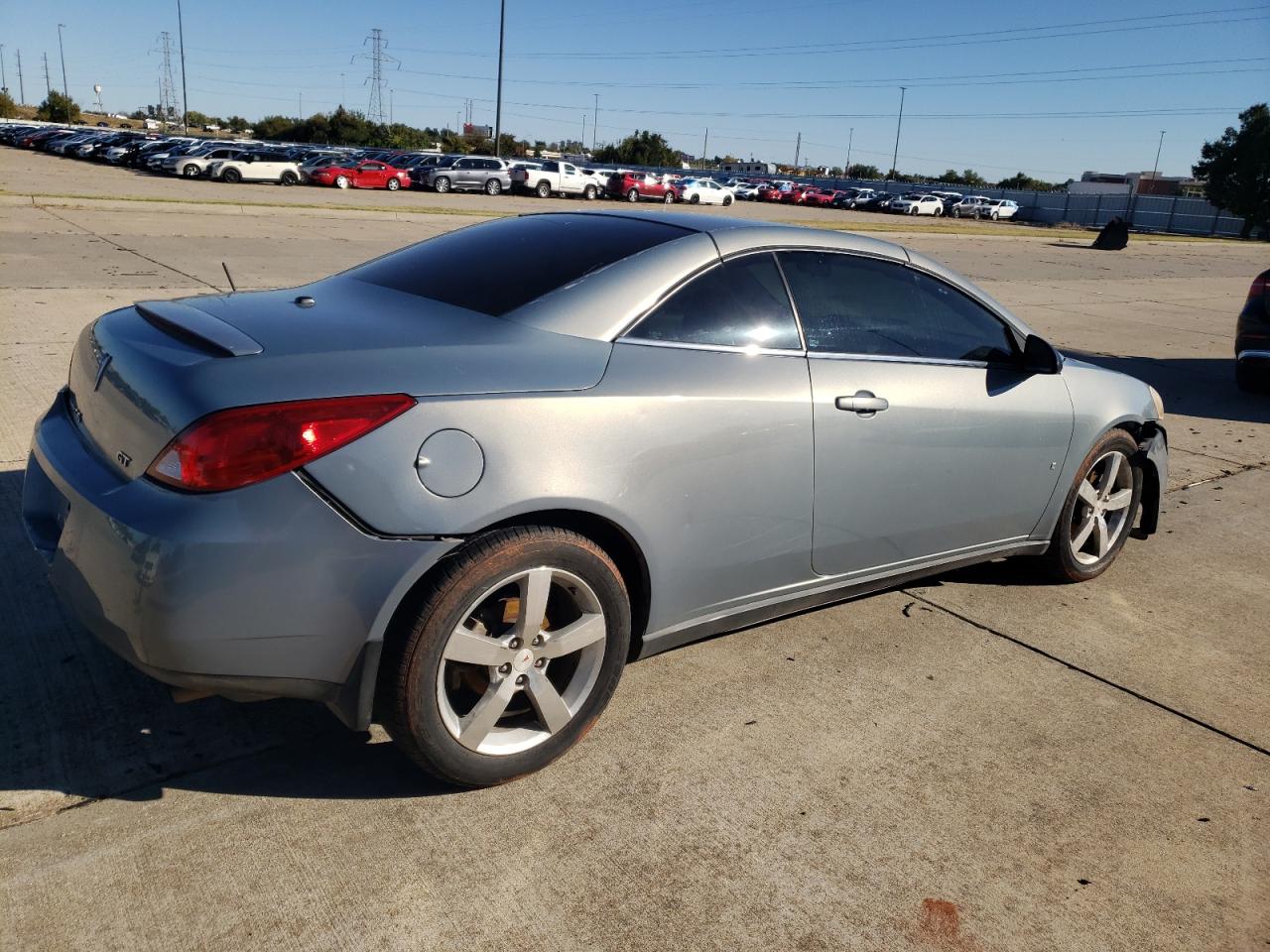 2007 Pontiac G6 - Image 3