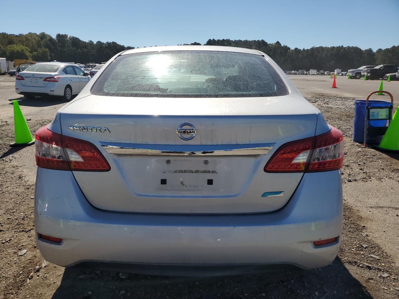 2014 Nissan Sentra - Image 6