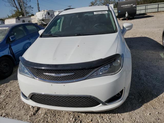  CHRYSLER PACIFICA 2017 Білий