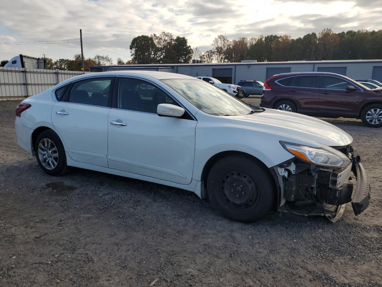 2018 Nissan Altima - Image 4