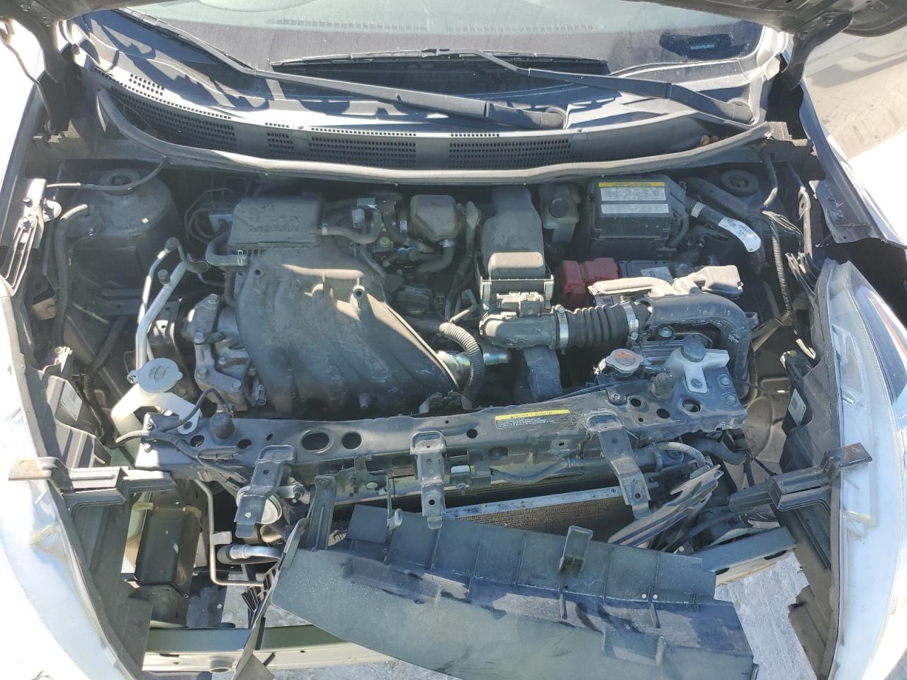2016 Nissan Versa - Image 11