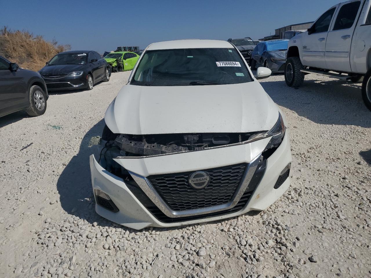 2020 Nissan Altima - Image 5