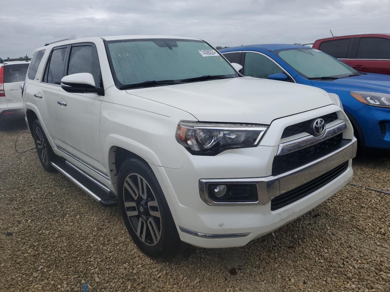 JTEZU5JR5H5160665 2017 Toyota 4Runner Sr5