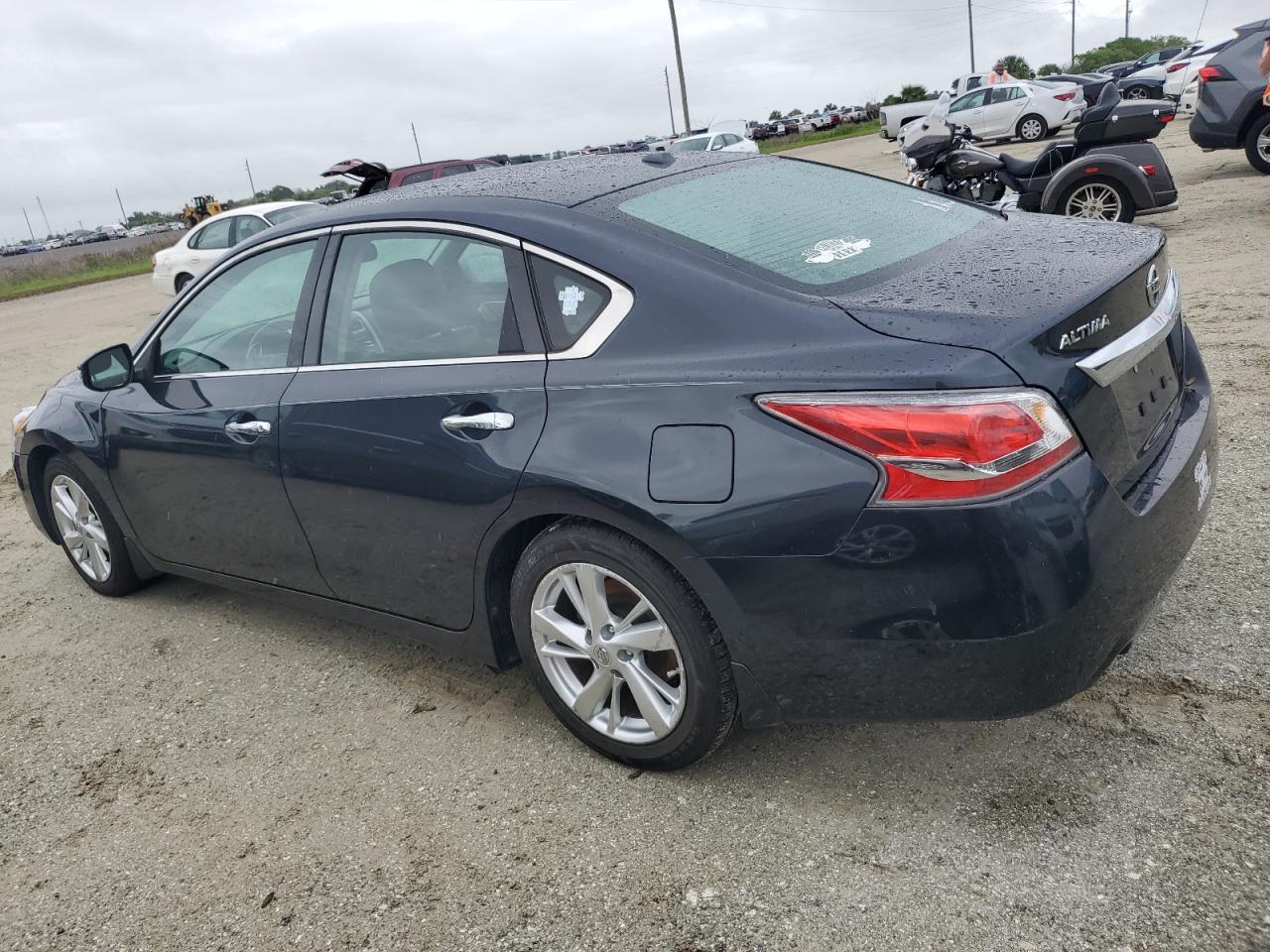 1N4AL3AP1FC248313 2015 NISSAN ALTIMA - Image 2