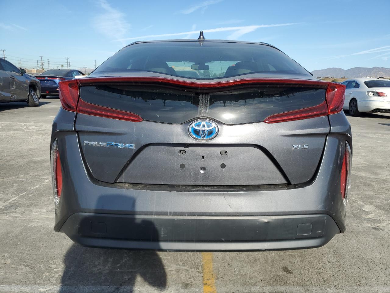 2020 Toyota Prius Prime Le VIN: JTDKARFP8L3148267 Lot: 77215814