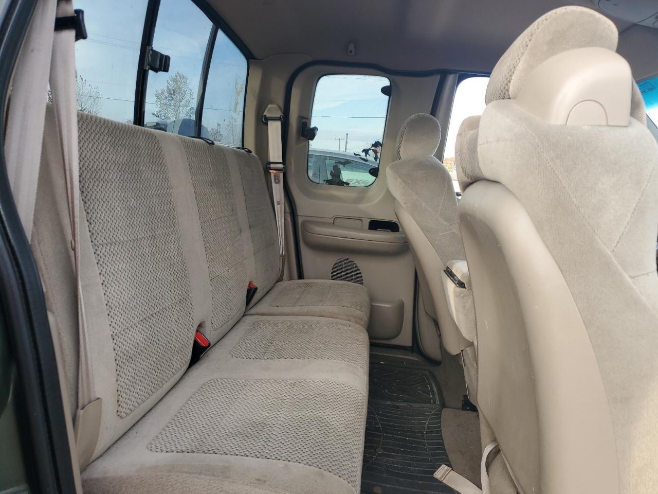 2002 Ford F-150 - Image 10