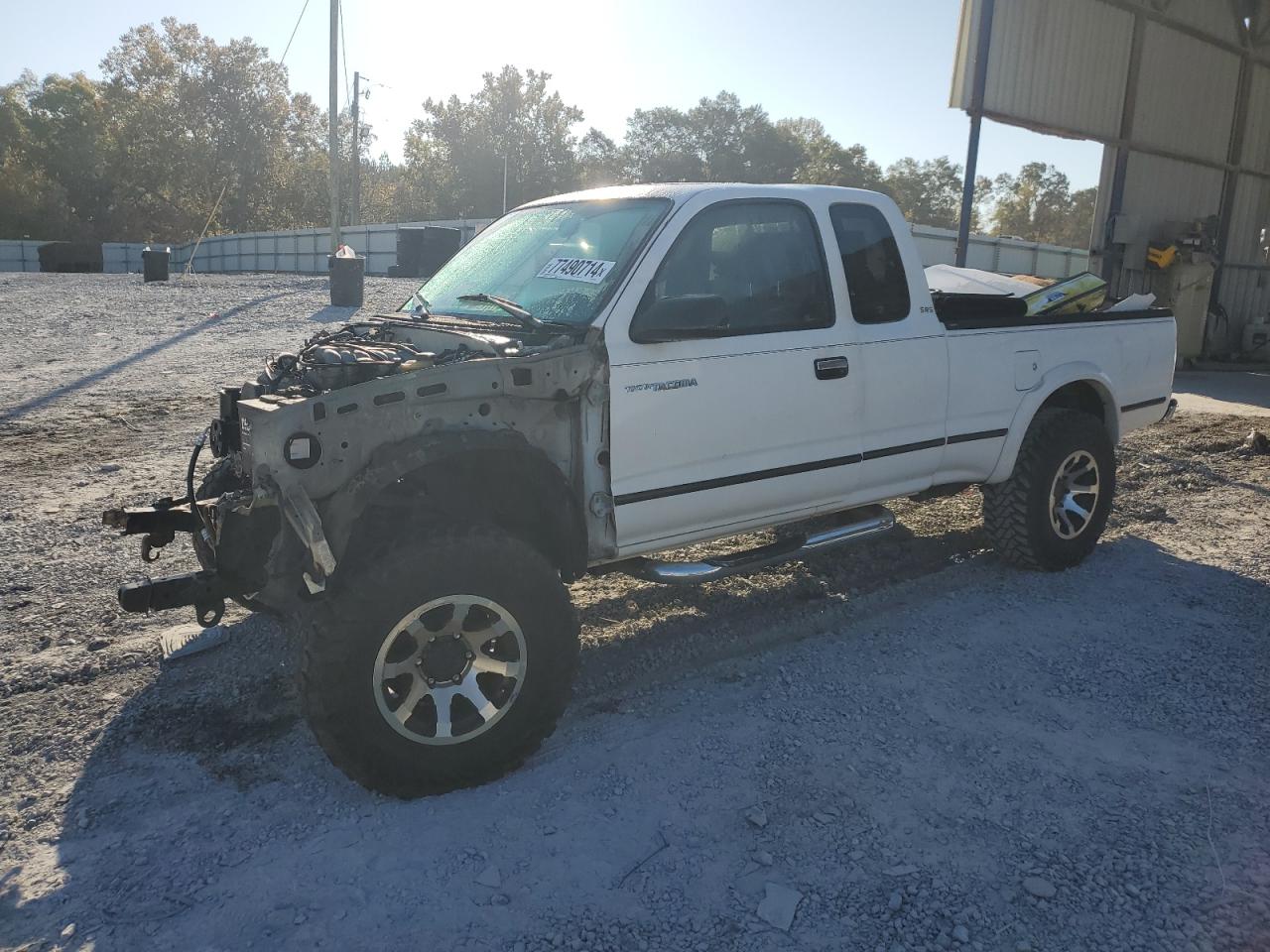2000 Toyota Tacoma - Image 1