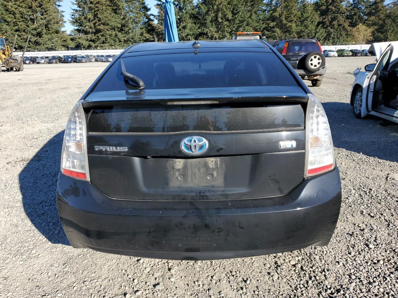 JTDKN3DU2B5328745 2011 Toyota Prius