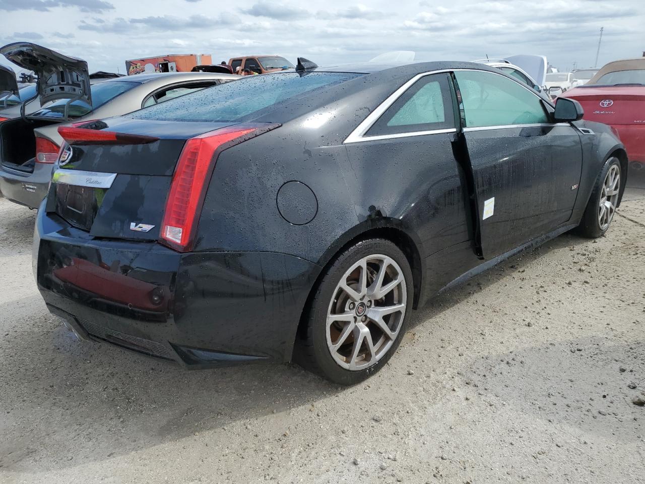 2011 Cadillac CTS - Image 3