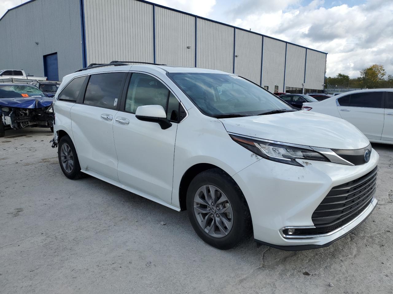 2022 Toyota Sienna Xle VIN: 5TDYRKEC2NS134018 Lot: 75633714