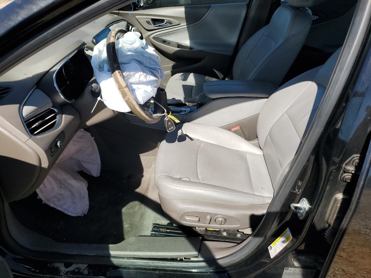 2017 Chevrolet Malibu - Image 7