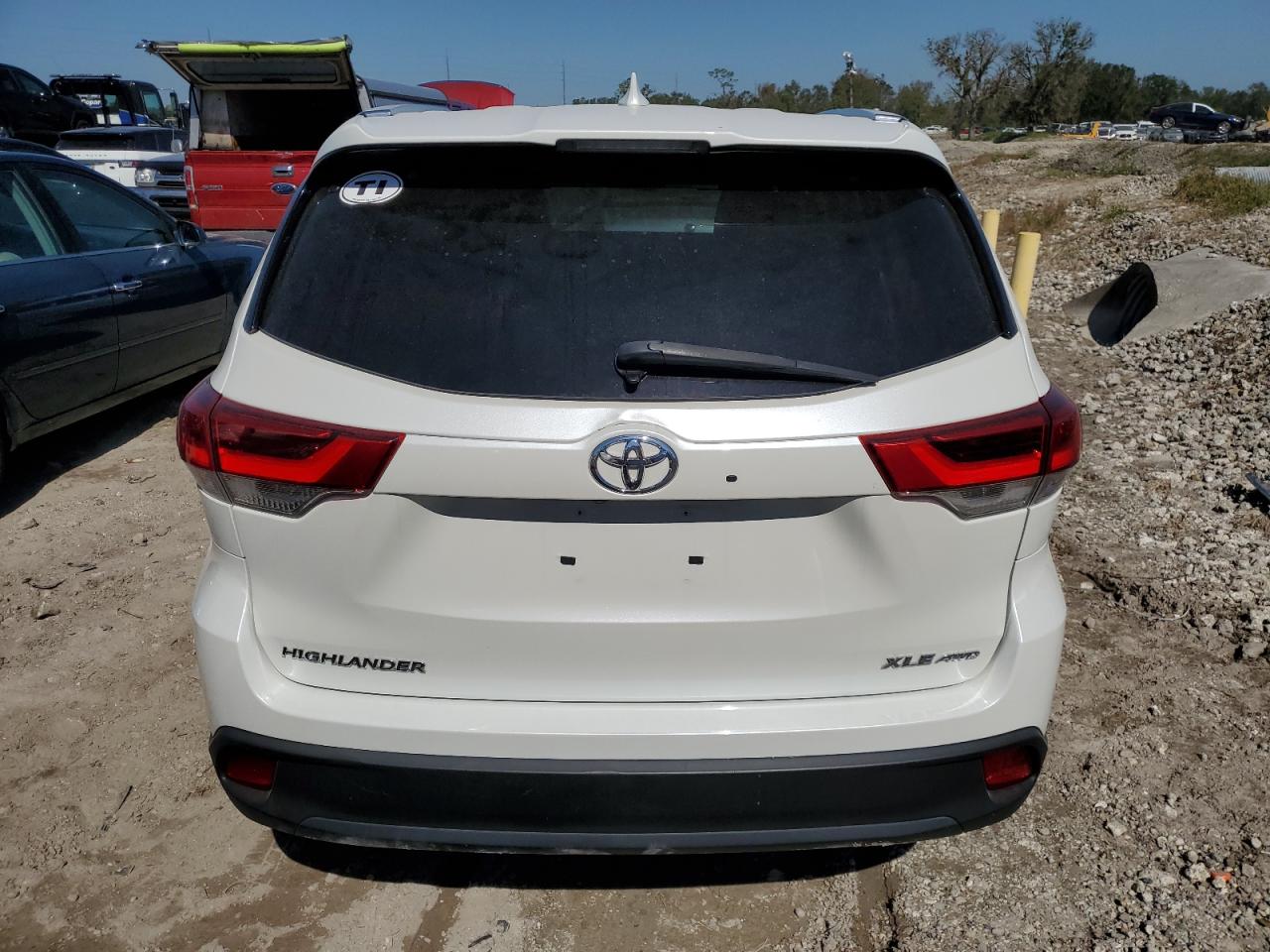 2017 Toyota Highlander Se VIN: 5TDJZRFH9HS514305 Lot: 74739344