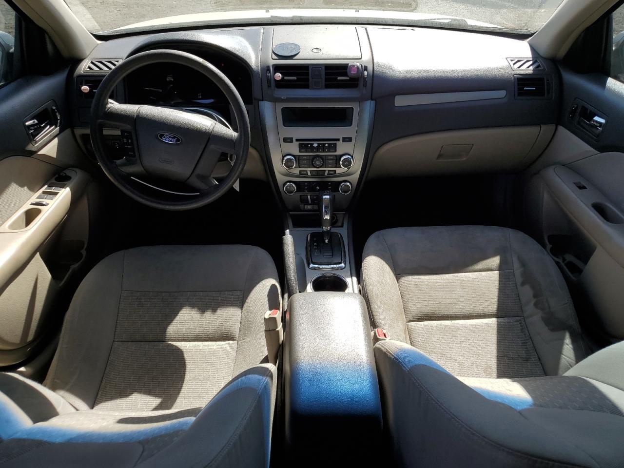 2011 Ford Fusion S VIN: 3FAHP0GA0BR298071 Lot: 77442754