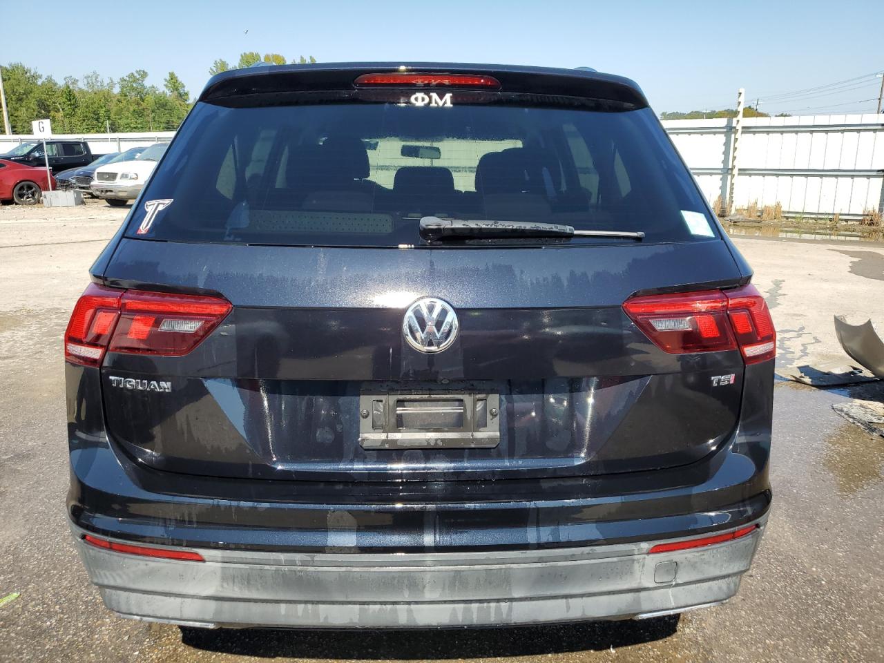 2018 Volkswagen Tiguan S VIN: 3VV1B7AX1JM046939 Lot: 74986614