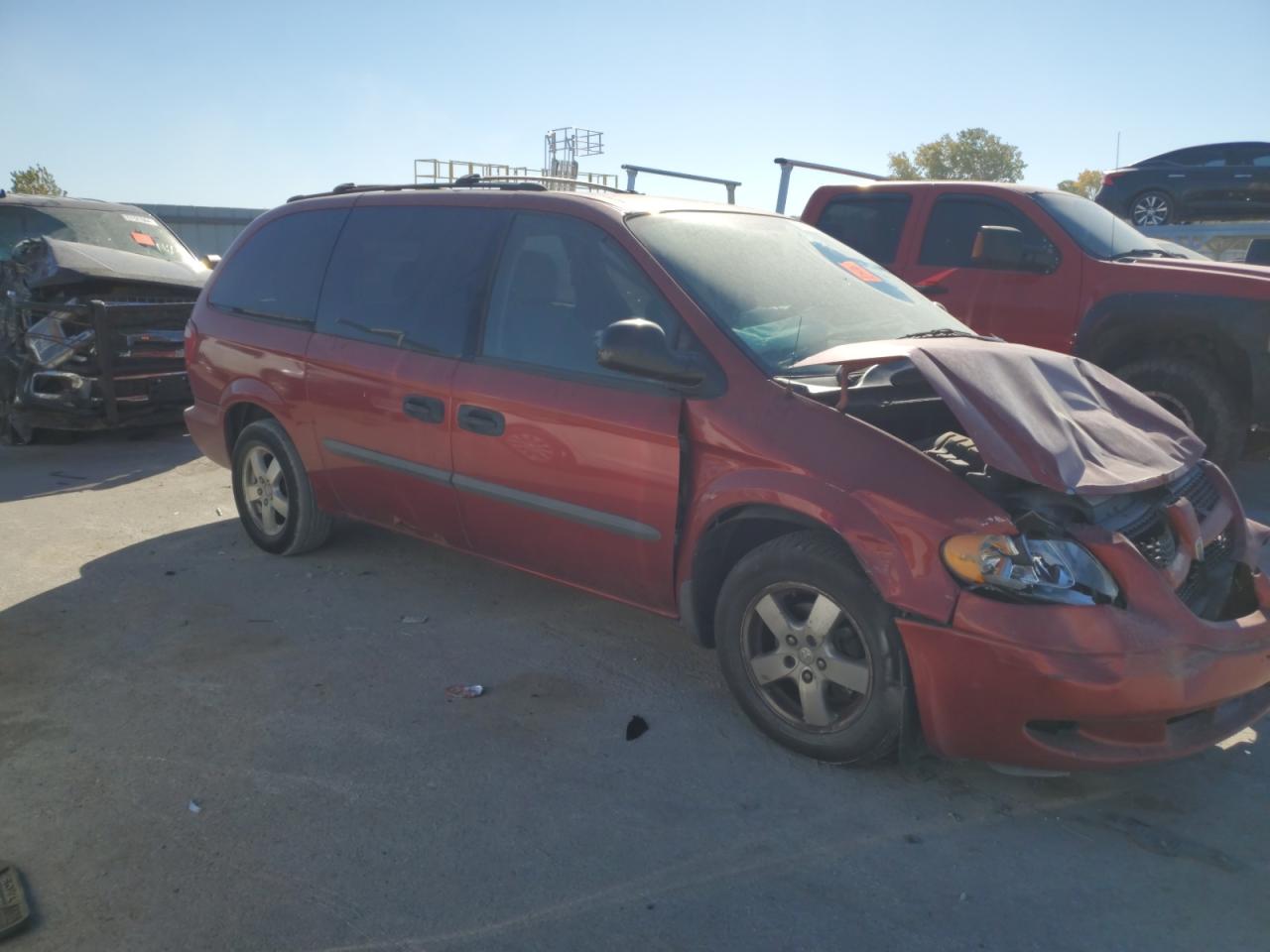 2003 Dodge Caravan - Image 4